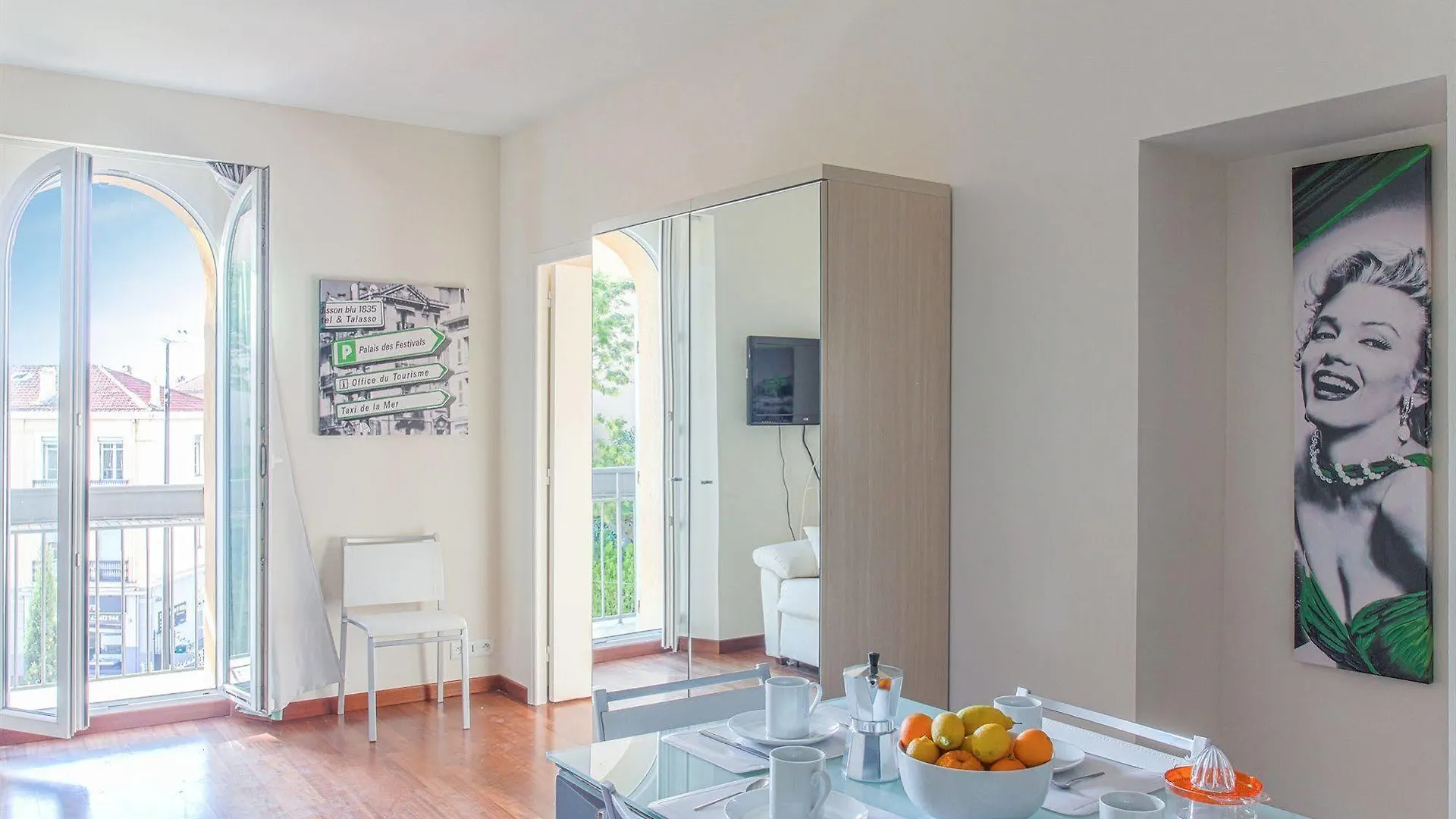 Villa Les Palmes Cannes 0*,
